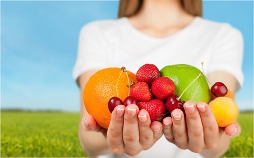 Mangiare è una necessità, ma mangiare in modo intelligente è un'arte / cultura