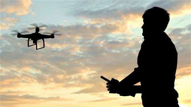 Drones, raganas un citi lidojoši objekti, lai izprastu terorismu / Kultūra