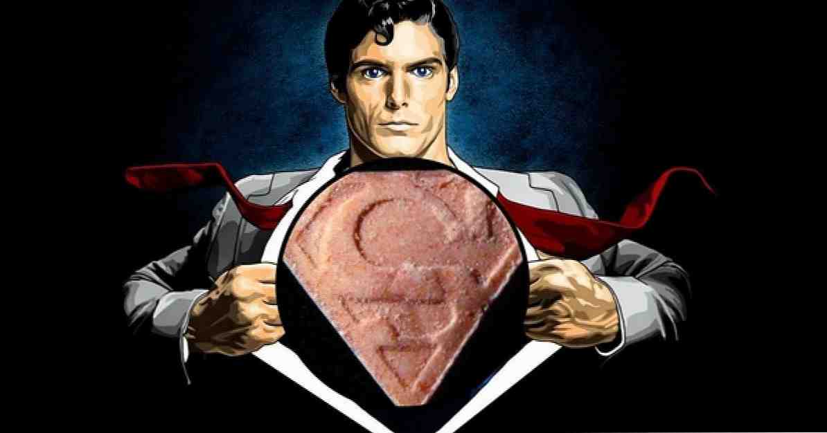 Drog Superman funktioner och effekter