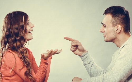 Le donne parlano in modo diverso agli uomini? / cultura