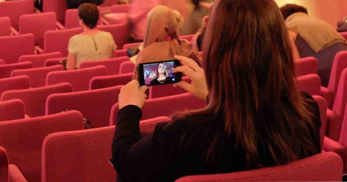 Domáce násilie a užívanie drog rastú vďaka novým technológiám / Sociálna psychológia a osobné vzťahy