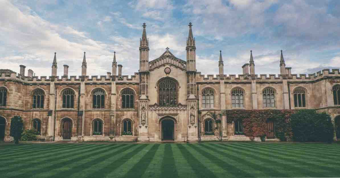 Les 25 cours universitaires les plus demandés et les plus prometteurs / Divers