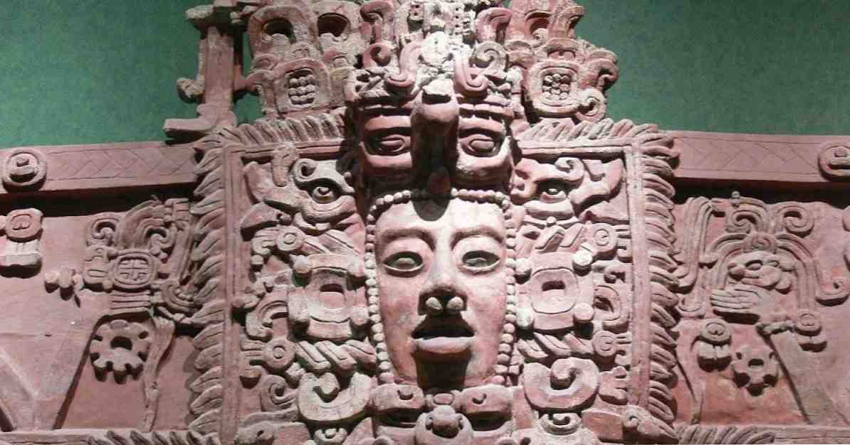 10 האלים המאיונים החשובים ביותר בהיסטוריה / תרבות