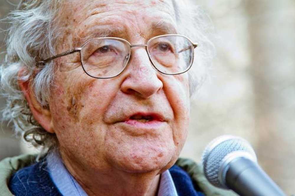 Noam Chomsky et la théorie du langage