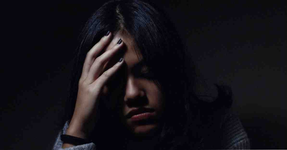 Teoria dyskomfortu związanego z depresją co to jest i jak wyjaśnia to zaburzenie