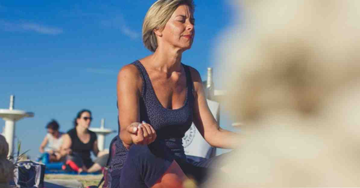 Yoga pasif menemukan manfaat peregangan / Hidup sehat