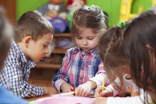 Hvad er indflydelsen fra Montessori-metoden i øjeblikket? / psykologi