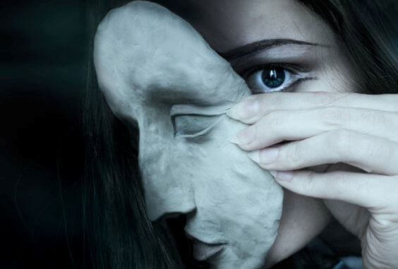 Capgras syndrom forvirrer kjære med bedragerne / psykologi