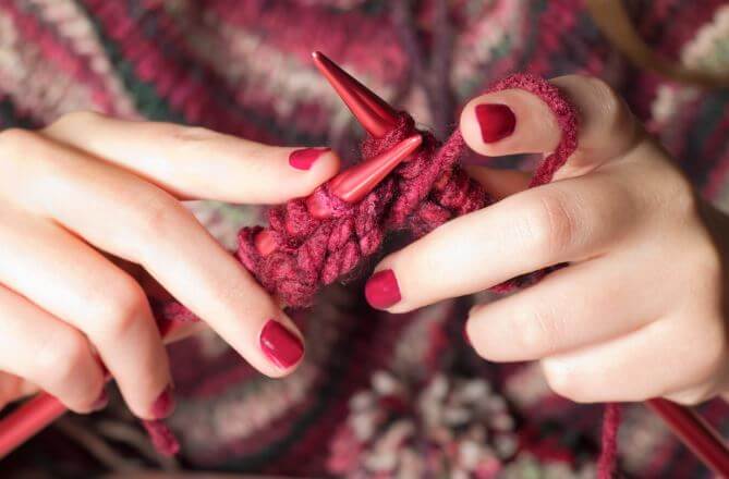 7 avantages du tricot pour votre santé / La culture