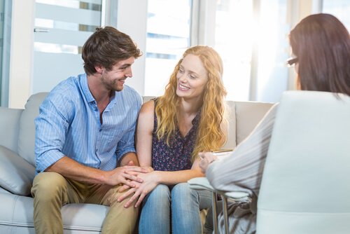 Paartherapie Drei von vier Paaren verbessern ihre Beziehung / Beziehungen