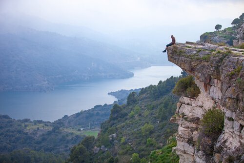 7 stratégies pour surmonter la peur du vertige / Psychologie