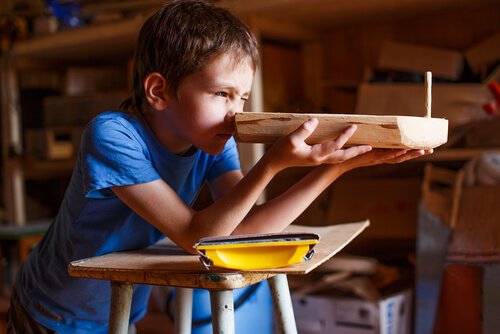 Hoe de waarde van volharding aan kinderen te leren / psychologie