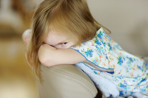 תסמיני פסיכופתיה בילדות, סיבות וטיפול / פסיכולוגיה